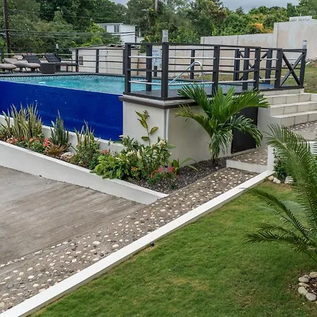 Family Complex Beside Beach W/Pool Montego Bay #1