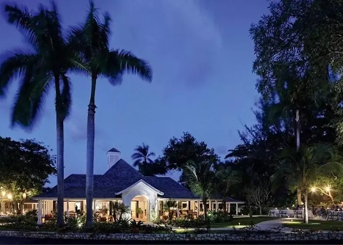 Hospitality Expert Cb1 Pool Chef Holiday home Montego Bay